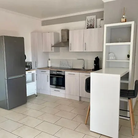 Easystay#4 Cinema In Kliniknaehe Mit Balkon, Boxspringbett & Netflix Апартаменты *